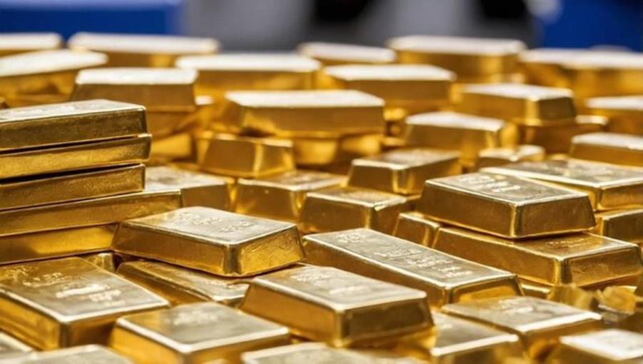 طلا با بیش از ۱۰۰ دلار افزایش قیمت به تعطیلات رفت